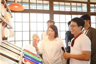 嘉市百年東門派出所變身文學館 首展「文學東市場」詩意登場