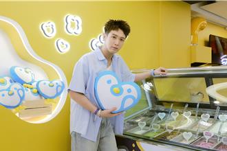 柯震東冰店活動獲粉絲驚喜慶生 曝明年新計畫