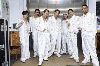 放浪兄弟登台舉行見面會 AKIRA抽獎竟抽中林志玲同學