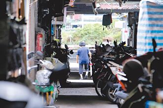 孤獨老人大腦訊號 類似失智者
