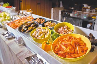 飯店謝師宴多元化 中西泰式紛呈