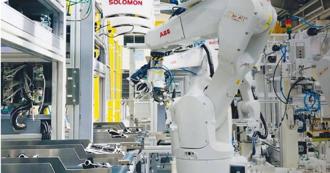 2大產業暫緩結單恐「做三休四」 匯率衝擊大過關稅