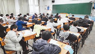 課業壓力大 恐扼殺孩子創造力