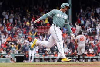 MLB》重磅交易！巨人買下紅襪主砲狄弗斯 打線大升級