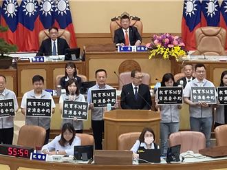 總質詢新北市教育遭質疑 侯友宜承諾「會加油」