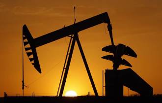 以色列襲擊伊朗能源設施 國際油價續揚逾1％