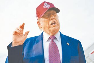 川普解構政治二元論