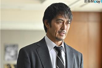 阿部寬《新聞主播》完結出現神秘男子 觀眾敲碗：一定要有續集
