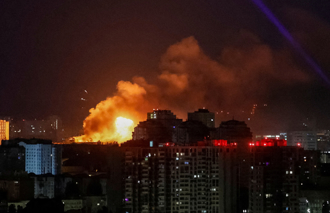 影》俄1夜發射超過440無人機＋32飛彈狂攻烏克蘭 至少15 死75 傷