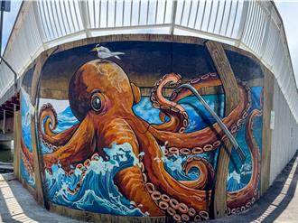 桃園海岸新地標 3D立體章魚現身蚵殼漁港