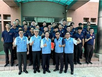 金門東村住宅火警 消防隊搶救3受困民眾 縣長親頒獎勵金