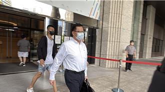 郑文灿涉贿案！勘验会议音檔「杂音大口音重」 检辩听呒相识笑