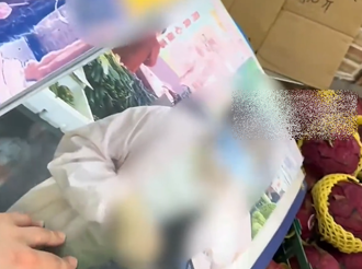 屢屢遭竊！水果店老闆「製作黑名冊」供翻閱 陸網笑炸：是狠人