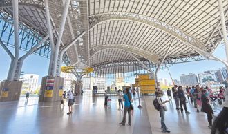 国旅人次暴增「单月破7000万」！中部1商圈夺冠 学者揭关键