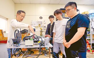 AI課太難 大學生爆退選停修