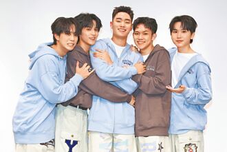 源少年須弘道歸隊 自封天才挨虧大頭症