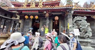 西班牙男酒後毀古蹟狂擦門神　國寶畫作「秦叔寶」慘遭融蝕竟不起訴