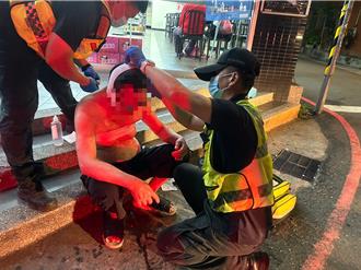 台中惊传酒后砸车砍人 　超商无辜顾客背后插刀