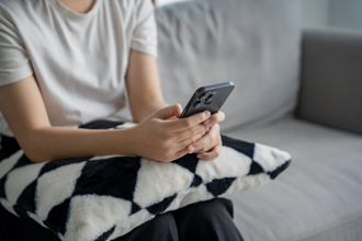 又見新詐騙 FBI警告「收1簡訊別點」 信用卡慘被盜刷