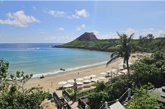 到垦丁玩拒租阳伞 1小时后「车子惨被刮」气炸：此生不再去