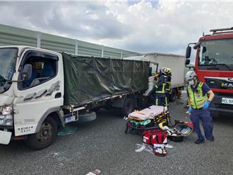 台74線爆3車連環撞事故　1人受困車內OHCA