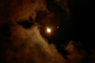 伊朗电视台撂狠话：「今晚有惊奇」 让世界铭记几百年