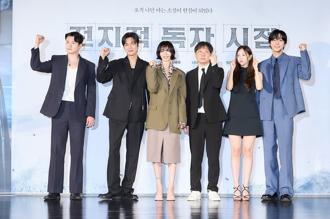 《全知》导演亲揭JISOO改拿枪背后主因 讚她超努力：我很满意