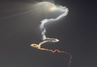 快訊》伊朗疑發射「80枚彈頭」飛彈 劃破天際影曝光