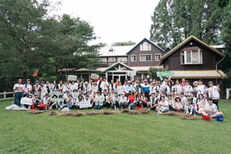 偏鄉不孤單　信義房屋志工攜手中寮之藝打造宜居環境