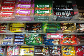 童年巧克力暴漲3.5倍 一票人嚇壞：長大卻吃不起
