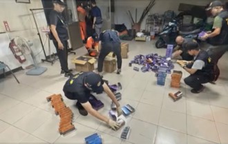 黑幫狂搶加熱菸市場  走私量年增九成  海關：政府遲不徵稅累死基層