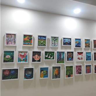 療癒從畫筆開始 苗栗醫院舉辦聯合畫展 醫病攜手述心聲