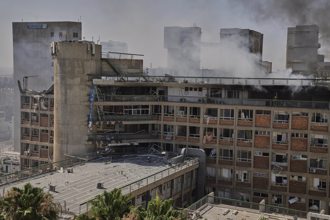 以軍炸伊朗核反應爐 伊朗飛彈襲以醫院  「將讓德黑蘭暴君付出代價」