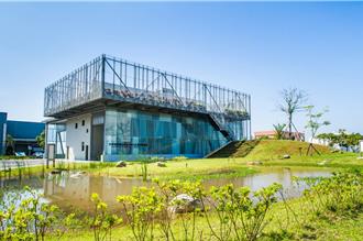 全國首座！桃園柴油車排煙檢測站通過「第1＋級近零碳建築」認證