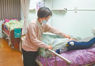 長照3.0 納50歲以下失智合併失能者