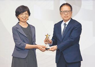 土地銀行 讓高齡客戶感受最暖心