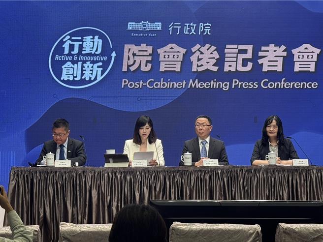 行政院召開院會後記者會。（張薷攝）