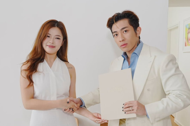 Tyson Yoshi和女友Christy登記結婚。（圖／翻攝自Tyson Yoshi IG）