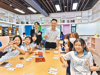 創意無限 楊梅高中生態桌遊 蘇俊賓大讚