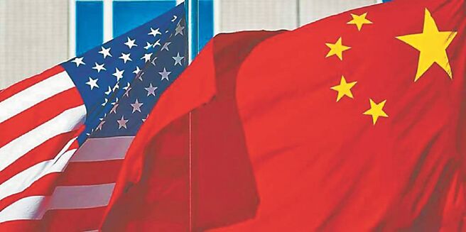 美国新任驻中国大使珀杜（David Perdue）指出，美国希望将关键供应链转移回国内，重塑与中国的贸易关系。图／中新社