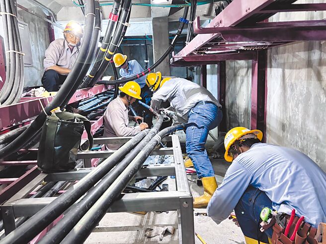 小琉球「全岛改压工程」完成试运转，供电量增加1倍，将确保全岛供电无虞。（台电提供／谢佳潾屏东传真）