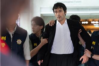 夢幻聯動！賈靜雯反派魅力征服阿部寬 與林柏宏跨國詐財