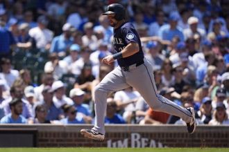 MLB》甩開法官與大谷 「最強捕手」羅雷雙響炮締造新紀錄