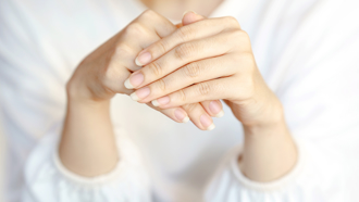 指甲有黑线就是癌？医：出现2状况应立刻就诊