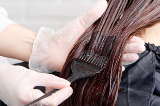 染髮害得膀胱癌？醫：1類人風險高2倍