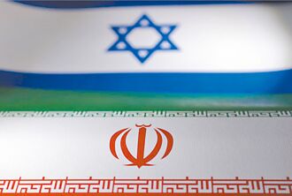 民進黨的伊朗鏡鑒