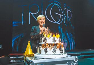 黃小琥開唱憶舊愛忍不住淚崩