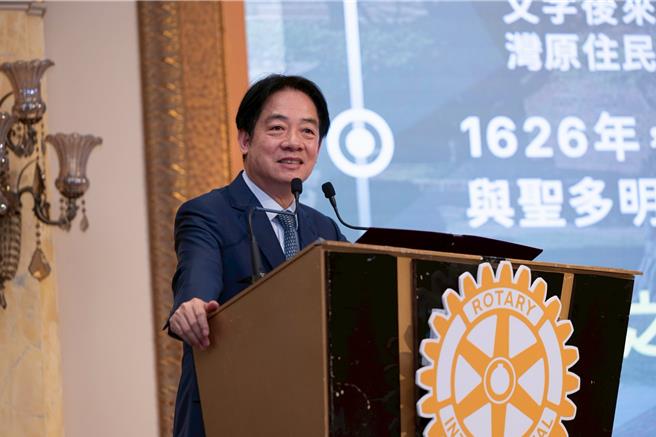 赖总统展开「团结国家十讲」，首讲谈「国家」的主题不谈国安应变、不提国际局势，反化身歷史老师自嗨讲古。（总统府提供）