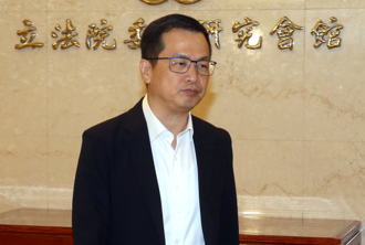 民調曝大安區穩了？ 羅智強揪隱憂認：陷入險境