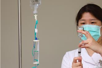 全台首例「失智針」今開打 醫師：非人人適用